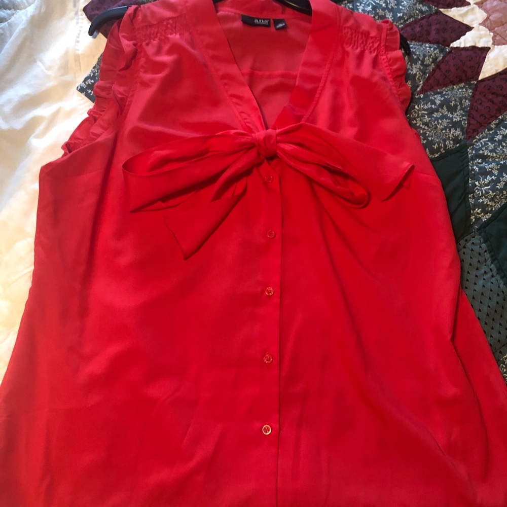 Women’s dress top